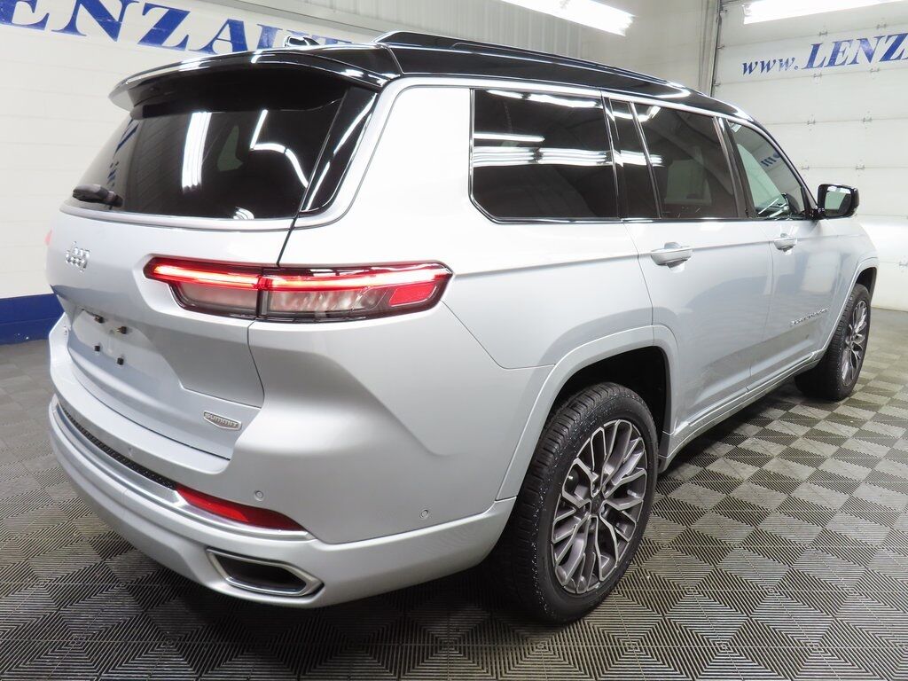 2024 Jeep Grand Cherokee L Summit 4WD Fond du Lac WI