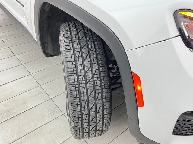 2024 Jeep Grand Cherokee Laredo Carrollton TX