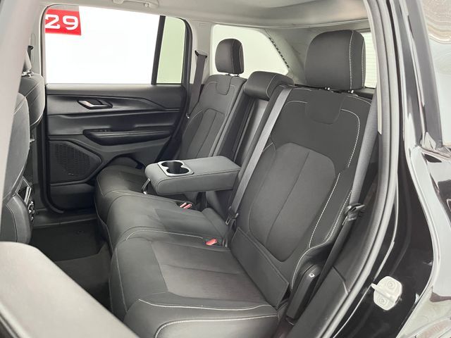 2024 Jeep Grand Cherokee Laredo Carrollton TX