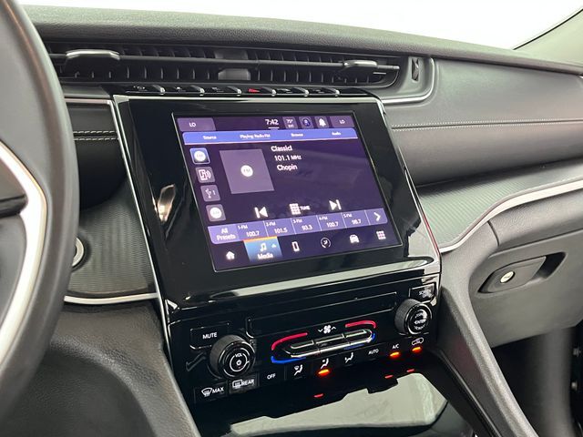 2024 Jeep Grand Cherokee Laredo Carrollton TX