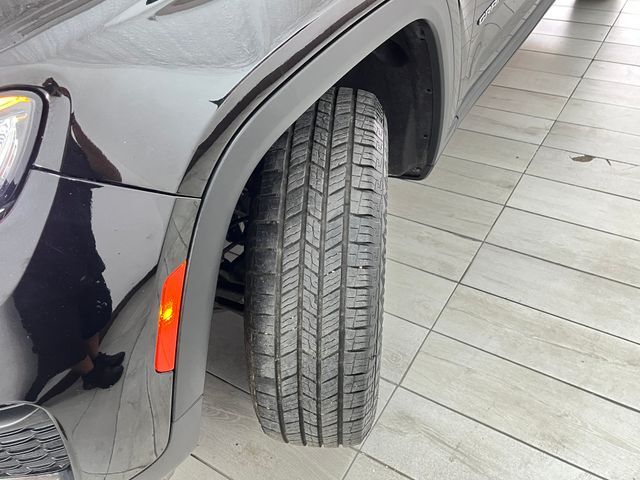 2024 Jeep Grand Cherokee Laredo Carrollton TX