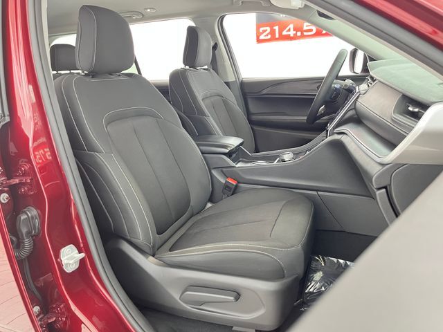 2024 Jeep Grand Cherokee Laredo Carrollton TX