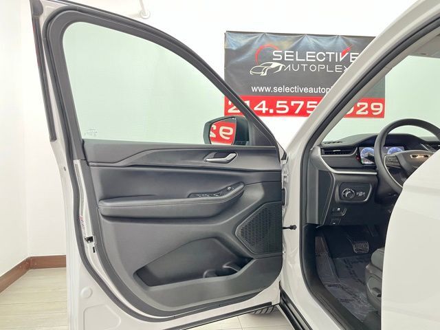 2024 Jeep Grand Cherokee Laredo Carrollton TX