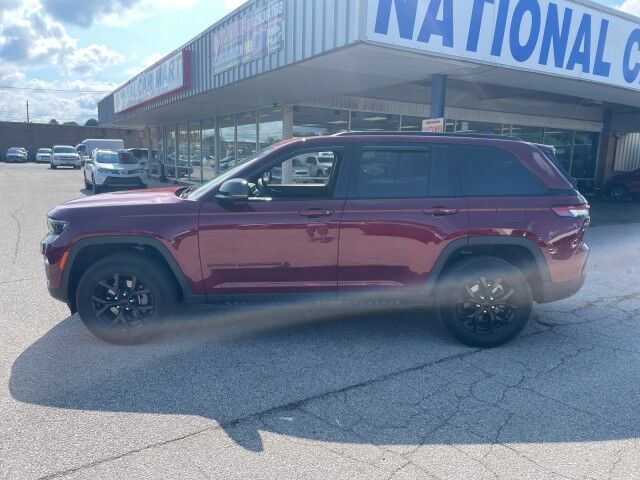 2024 Jeep Grand Cherokee Laredo