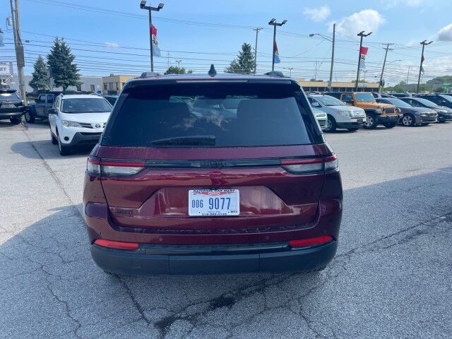 2024 Jeep Grand Cherokee Laredo Cleveland OH