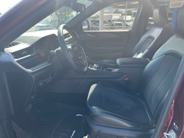 2024 Jeep Grand Cherokee Laredo Cleveland OH