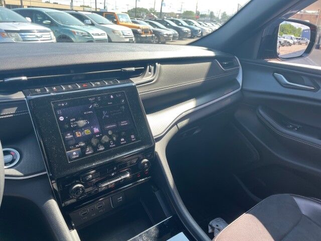 2024 Jeep Grand Cherokee Laredo Cleveland OH