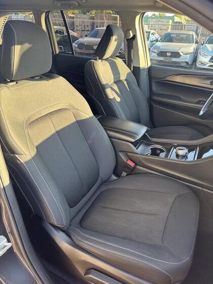 2024 Jeep Grand Cherokee Laredo Dallas TX