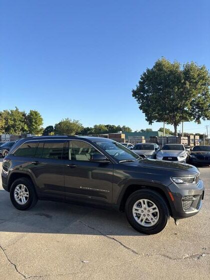 2024 Jeep Grand Cherokee Laredo Dallas TX
