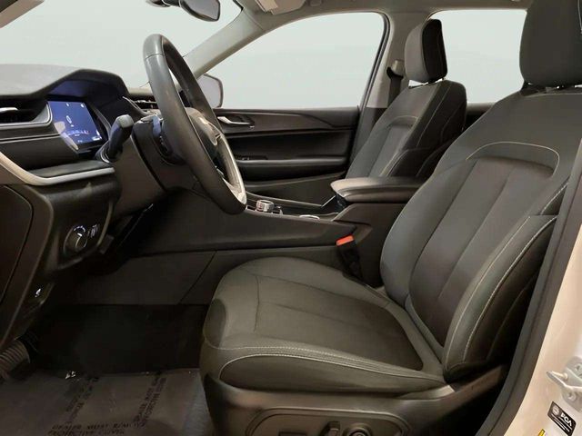 2024 Jeep Grand Cherokee Laredo Dallas TX