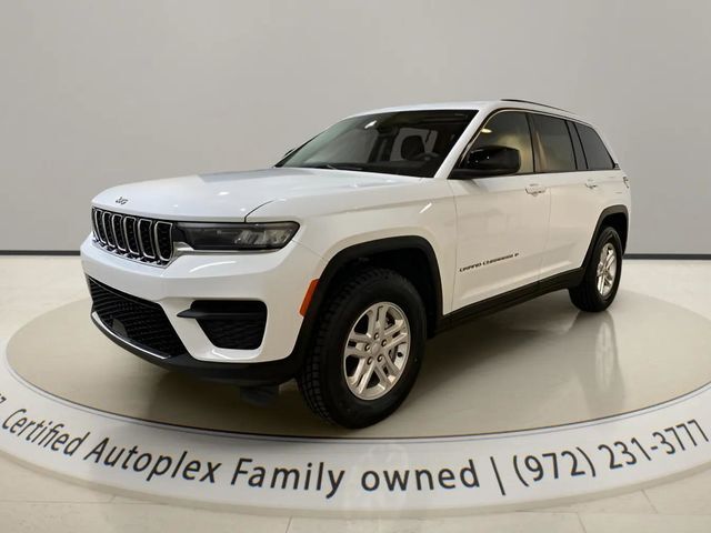 2024 Jeep Grand Cherokee Laredo