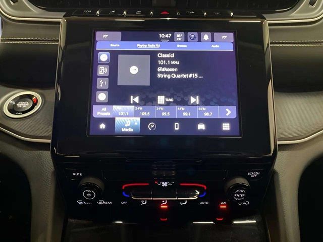 2024 Jeep Grand Cherokee Laredo Dallas TX