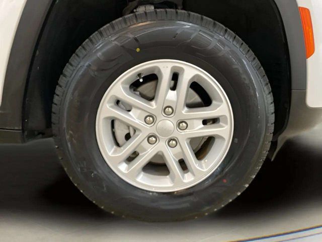 2024 Jeep Grand Cherokee Laredo Dallas TX