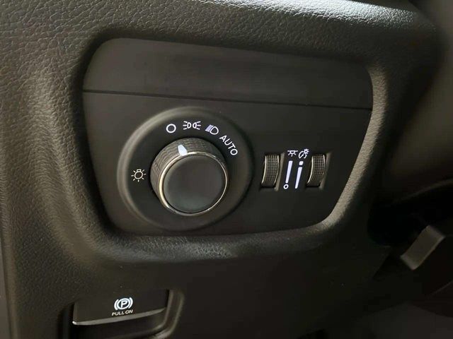 2024 Jeep Grand Cherokee Laredo Dallas TX