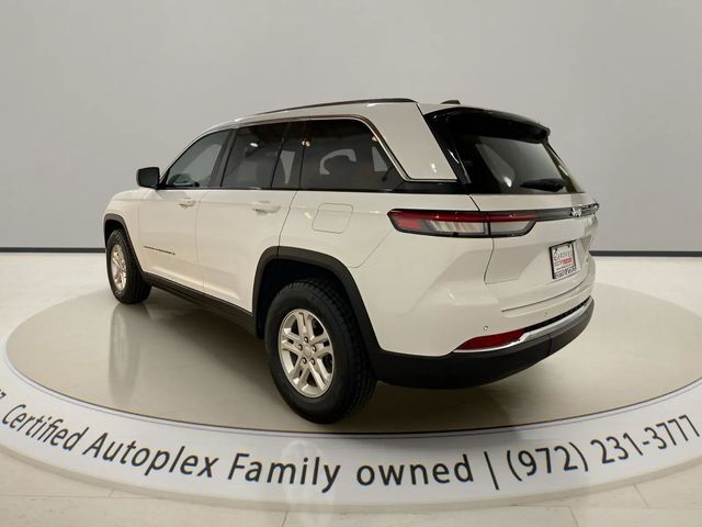 2024 Jeep Grand Cherokee Laredo