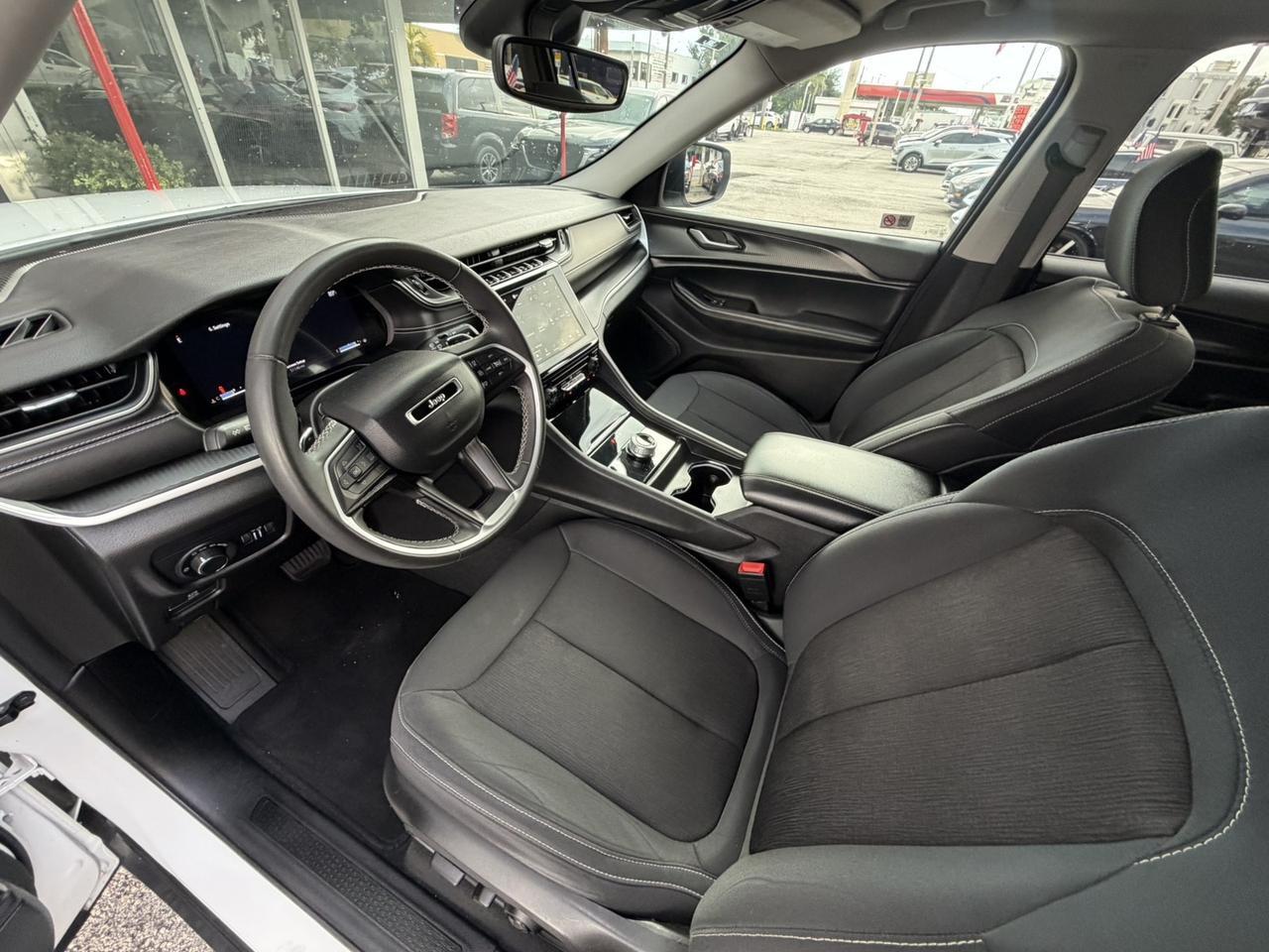 2024 Jeep Grand Cherokee Laredo Miami FL