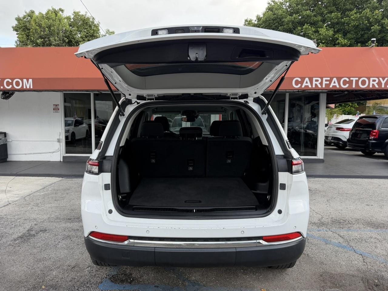 2024 Jeep Grand Cherokee Laredo Miami FL