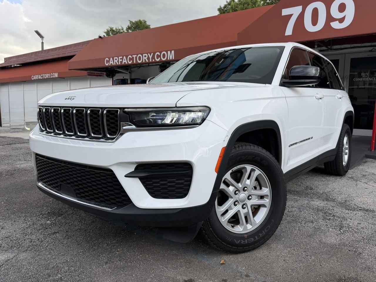 2024 Jeep Grand Cherokee Laredo