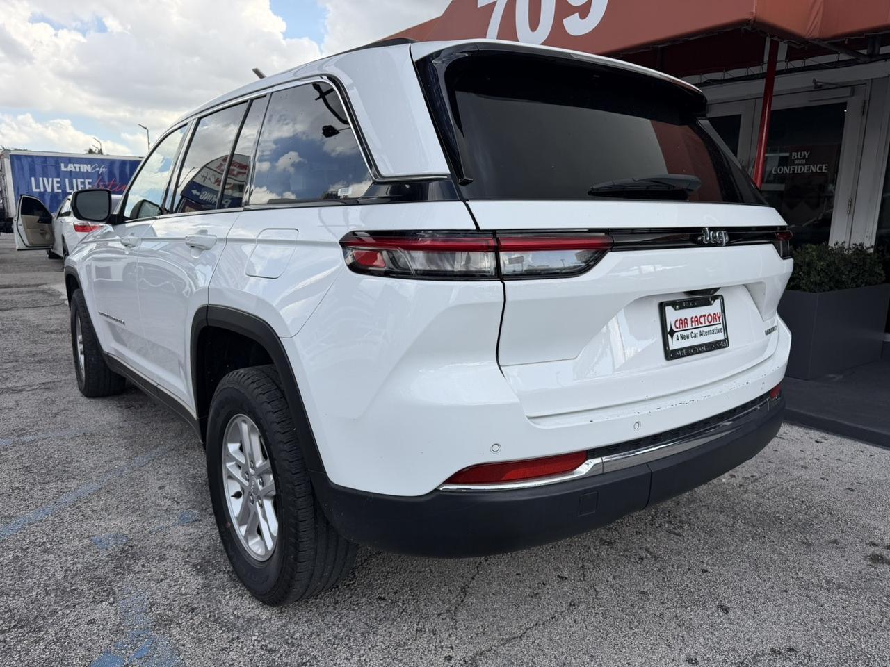 2024 Jeep Grand Cherokee Laredo Miami FL