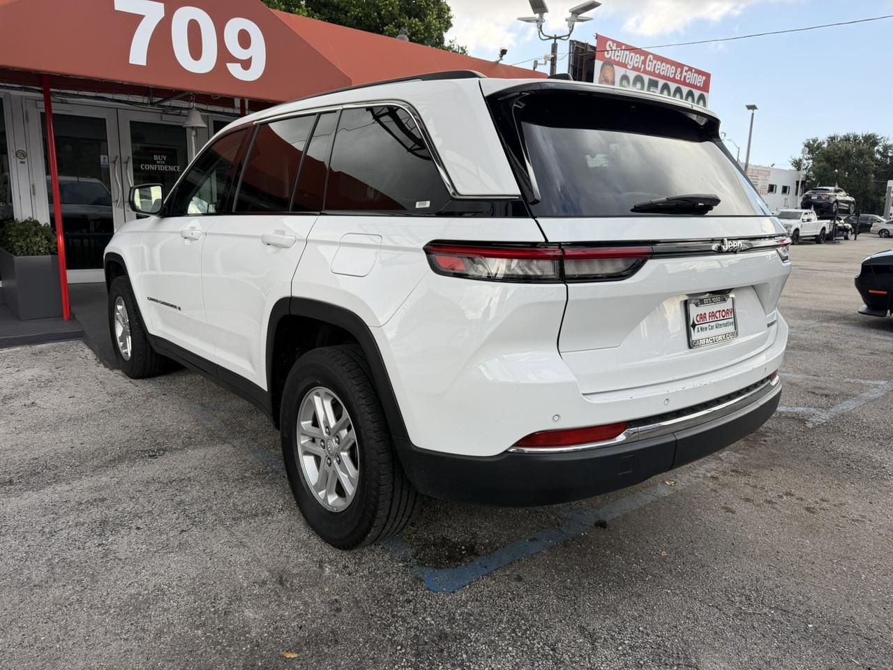 2024 Jeep Grand Cherokee Laredo Miami FL