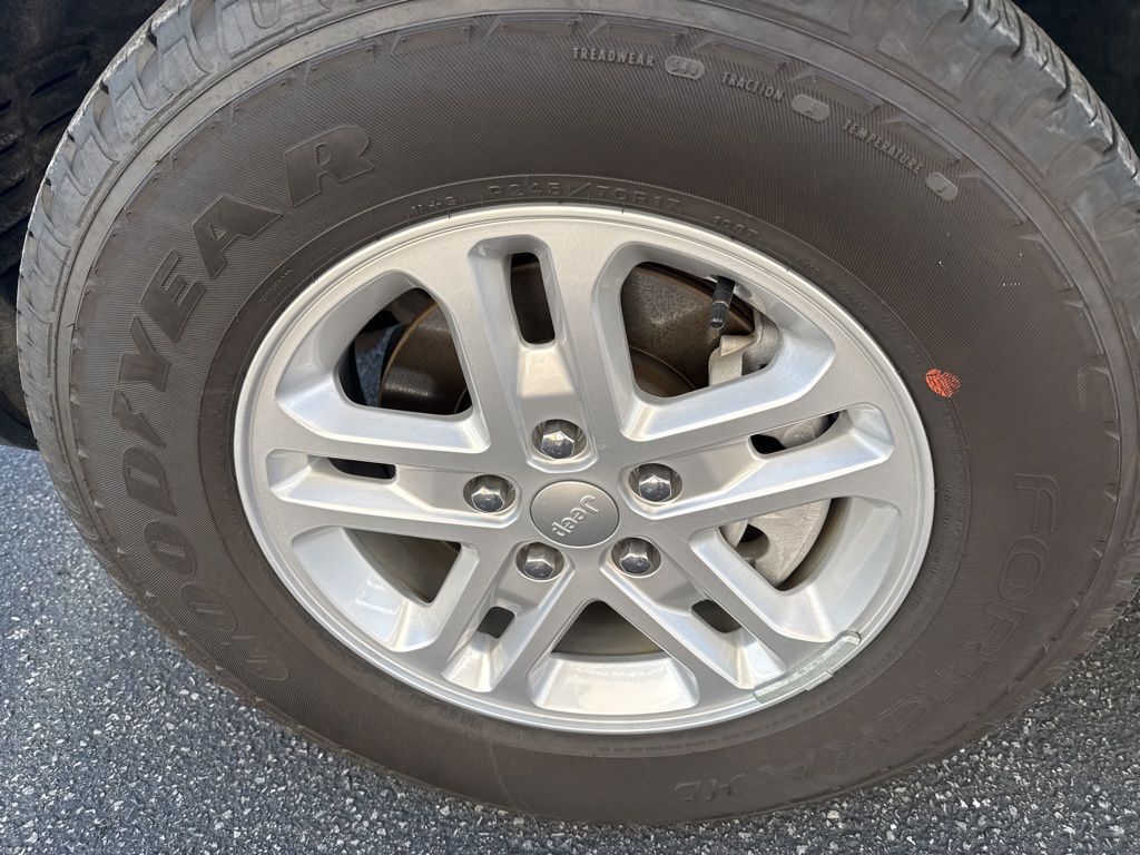 2024 Jeep Grand Cherokee Laredo Mount Joy PA