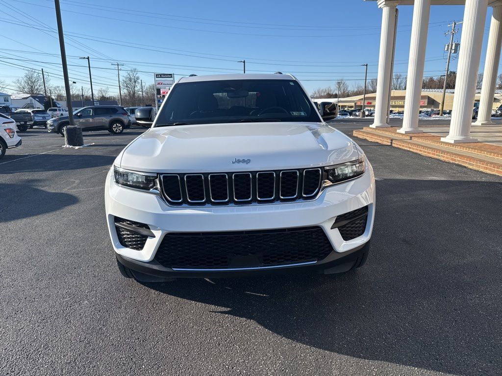 2024 Jeep Grand Cherokee Laredo Mount Joy PA
