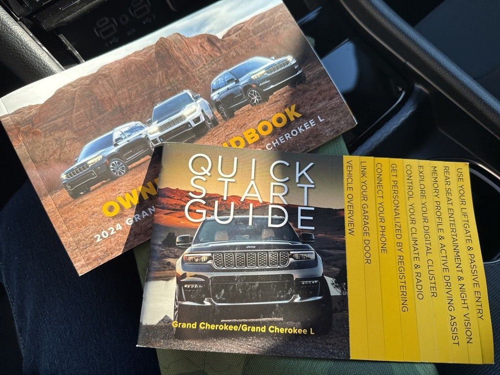 2024 Jeep Grand Cherokee Laredo Mount Joy PA