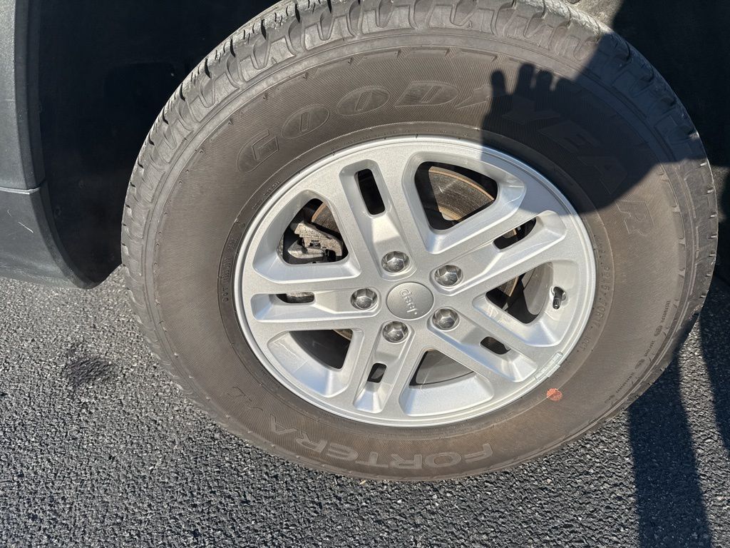 2024 Jeep Grand Cherokee Laredo Mount Joy PA