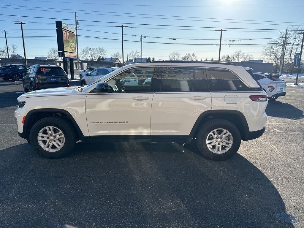 2024 Jeep Grand Cherokee Laredo