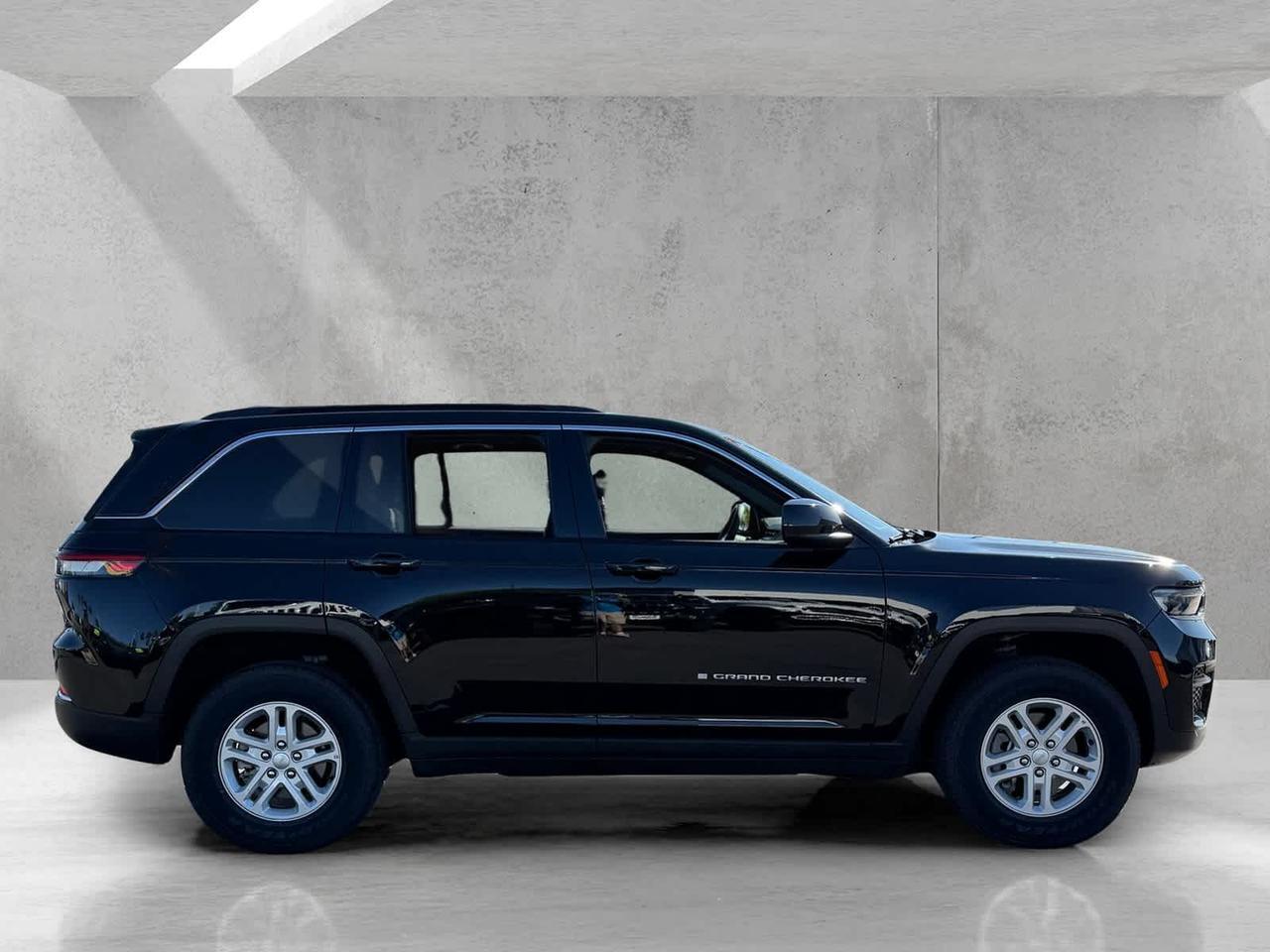 2024 Jeep Grand Cherokee Laredo Irving TX