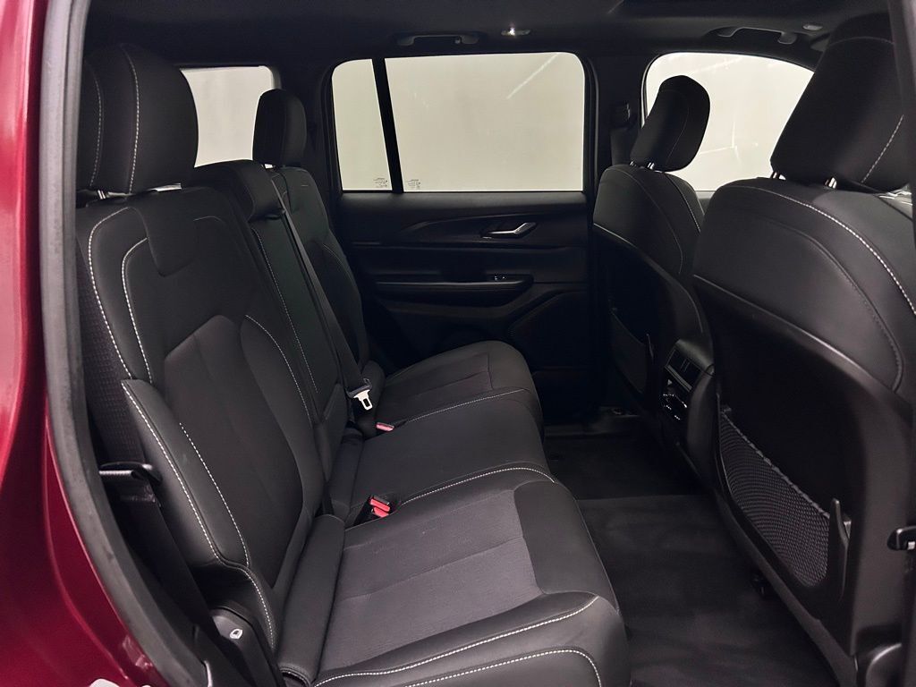 2024 Jeep Grand Cherokee Laredo Portland OR