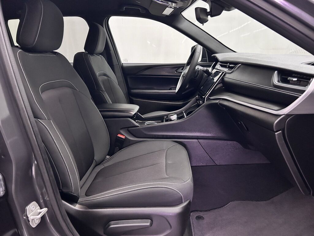 2024 Jeep Grand Cherokee Laredo Portland OR