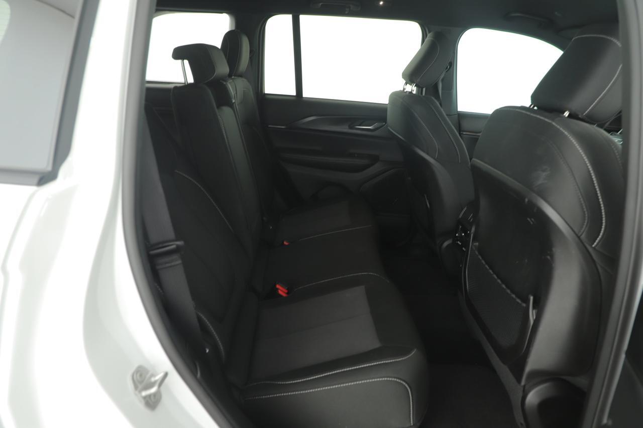 2024 Jeep Grand Cherokee Laredo New Braunfels TX