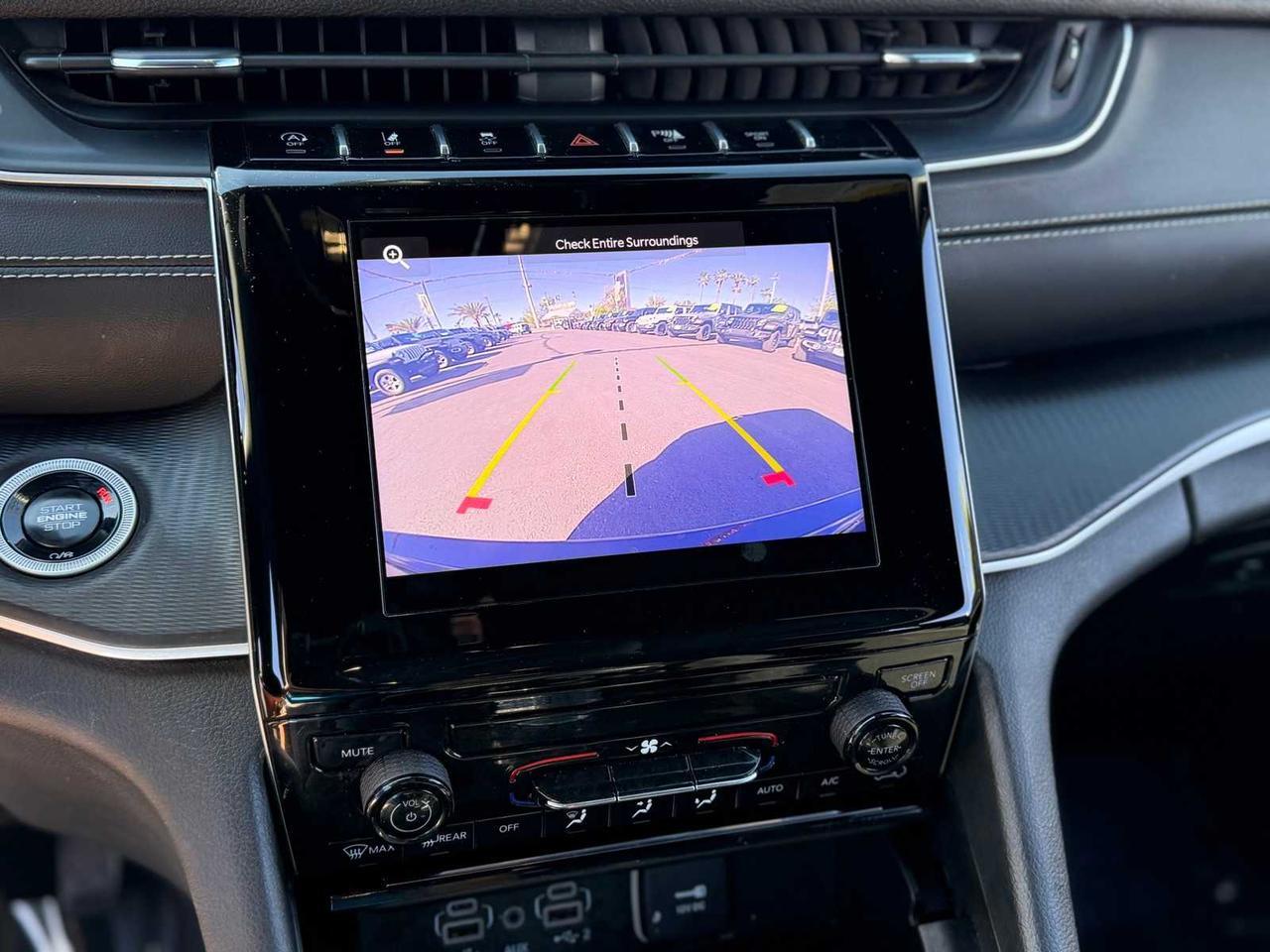 2024 Jeep Grand Cherokee Laredo Irving TX