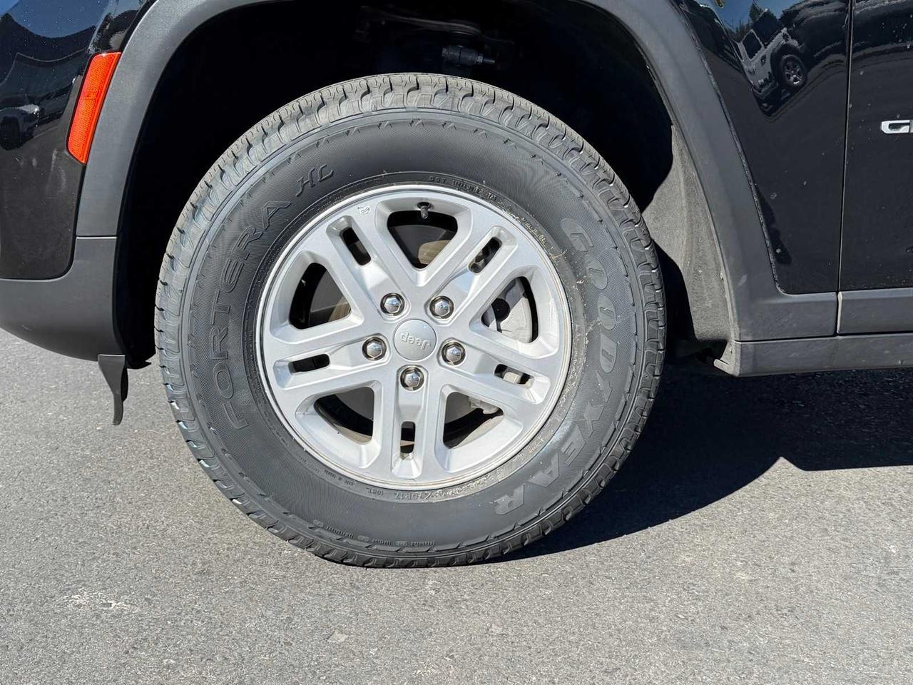 2024 Jeep Grand Cherokee Laredo Irving TX