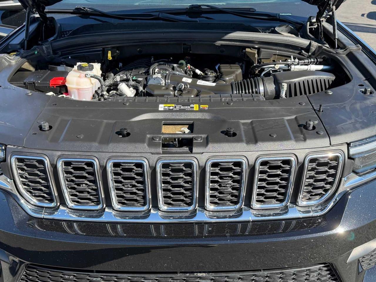 2024 Jeep Grand Cherokee Laredo Irving TX