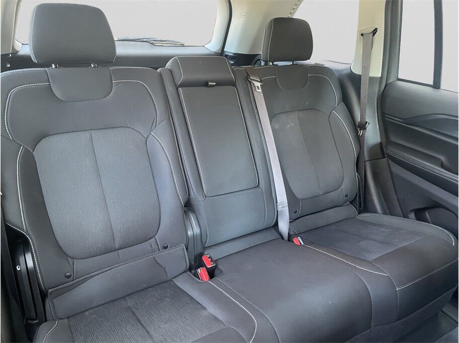 2024 Jeep Grand Cherokee Laredo Sport Utility 4D Port Orchard WA