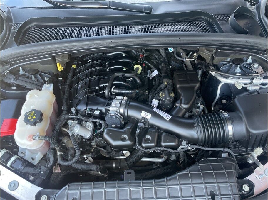 2024 Jeep Grand Cherokee Laredo Sport Utility 4D Port Orchard WA