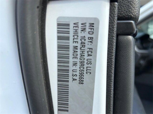 2024 Jeep Grand Cherokee Laredo Farmington MO