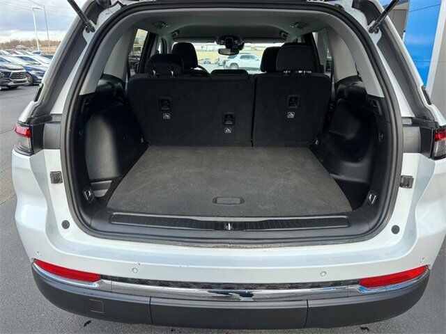 2024 Jeep Grand Cherokee Laredo Farmington MO