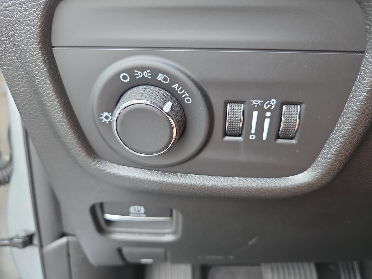 2024 Jeep Grand Cherokee Laredo X Hamburg PA