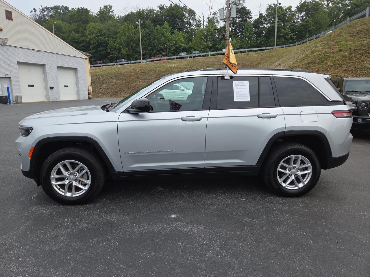 2024 Jeep Grand Cherokee Laredo X Hamburg PA
