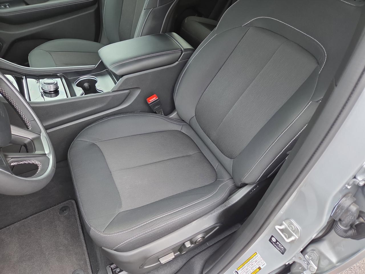 2024 Jeep Grand Cherokee Laredo X Hamburg PA