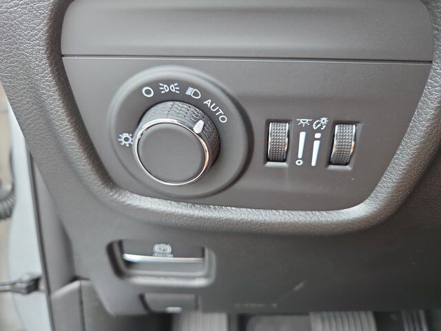 2024 Jeep Grand Cherokee Laredo X HAMBURG PA