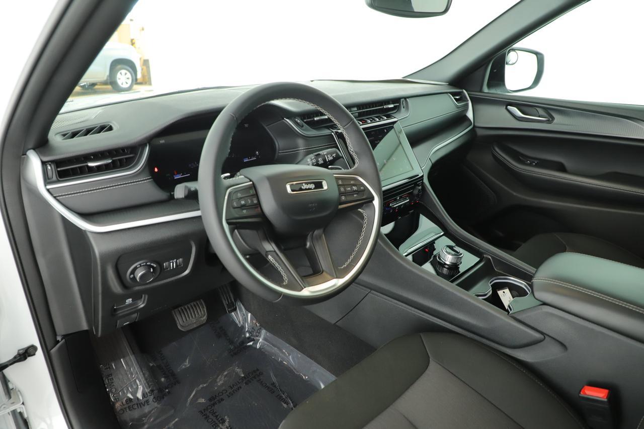2024 Jeep Grand Cherokee Laredo X New Braunfels TX