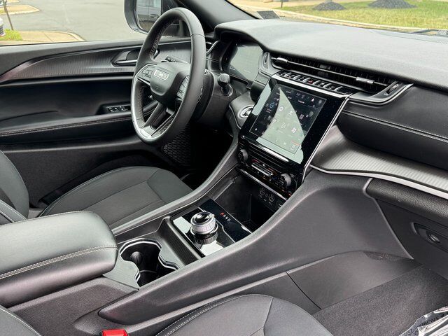 2024 Jeep Grand Cherokee Laredo X Springfield VA