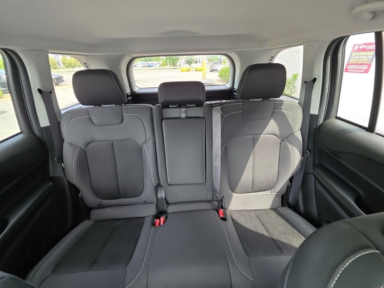 2024 Jeep Grand Cherokee Laredo Glen Burnie MD