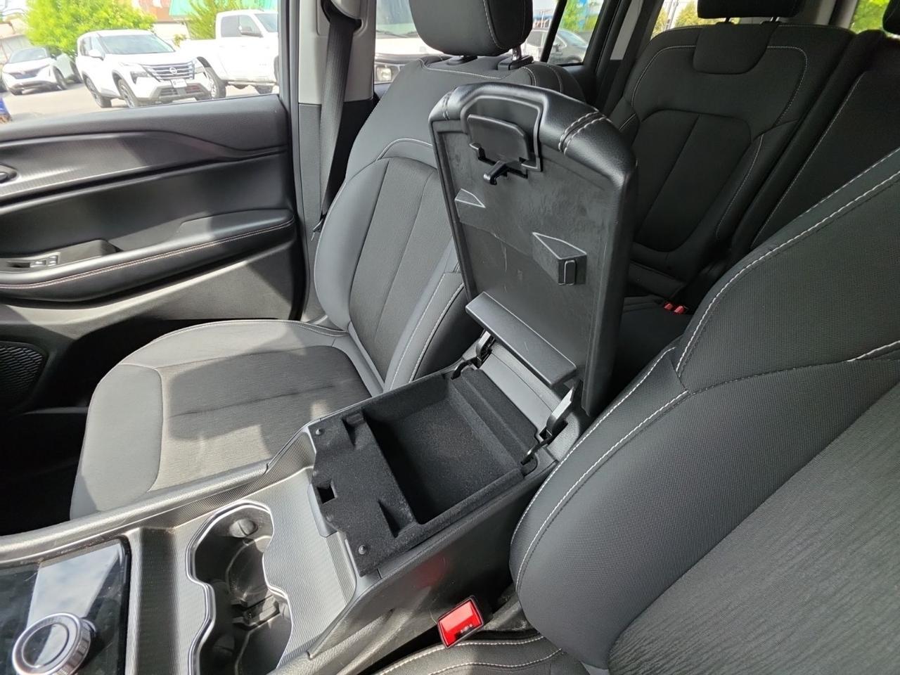 2024 Jeep Grand Cherokee Laredo Glen Burnie MD