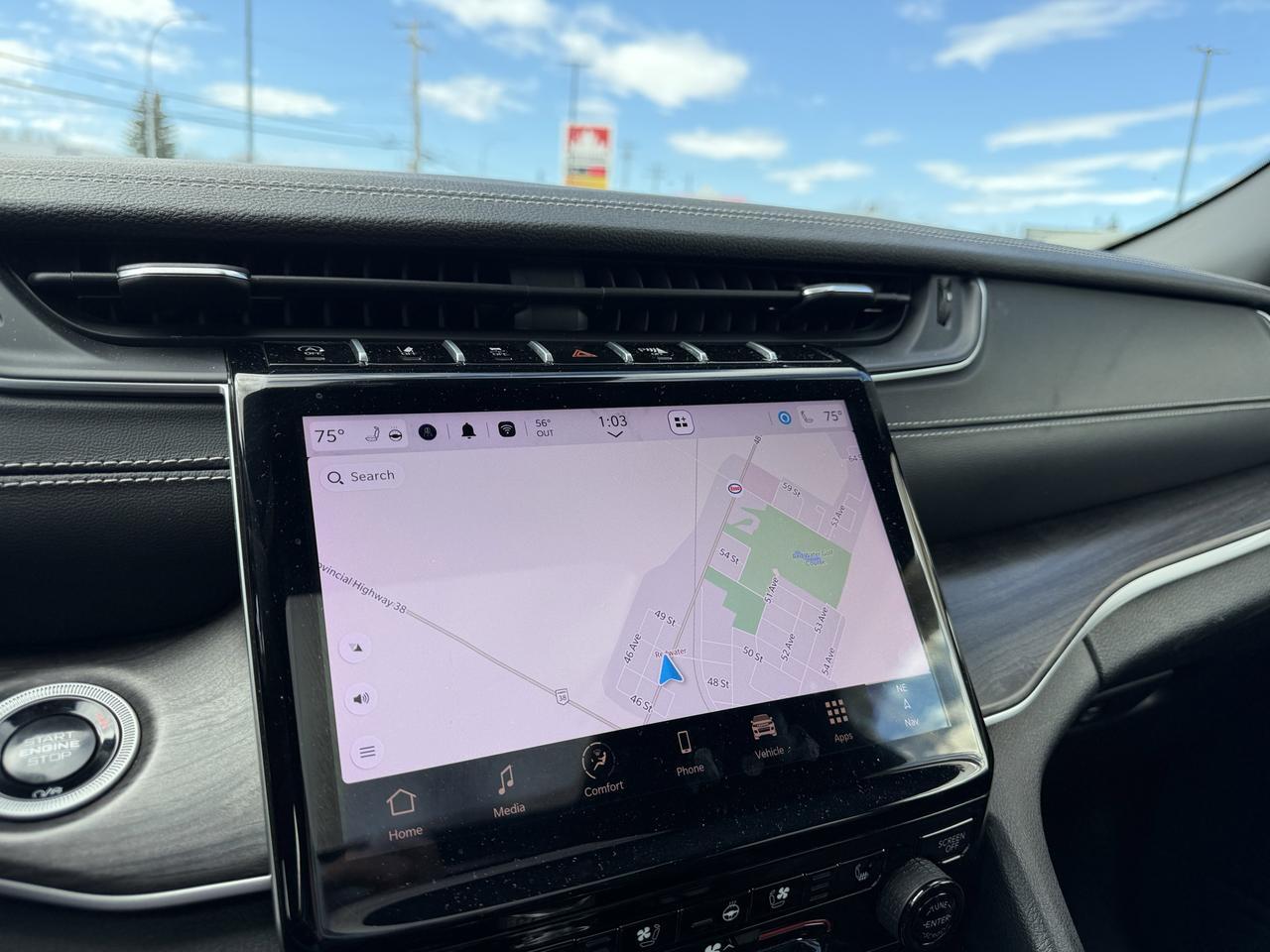 2024 Jeep Grand Cherokee Limited 4WD | V6 | Leather | NAV | Black Appearance Package | 2IN Gloss Black Wheels | Heated Seats Redwater AB