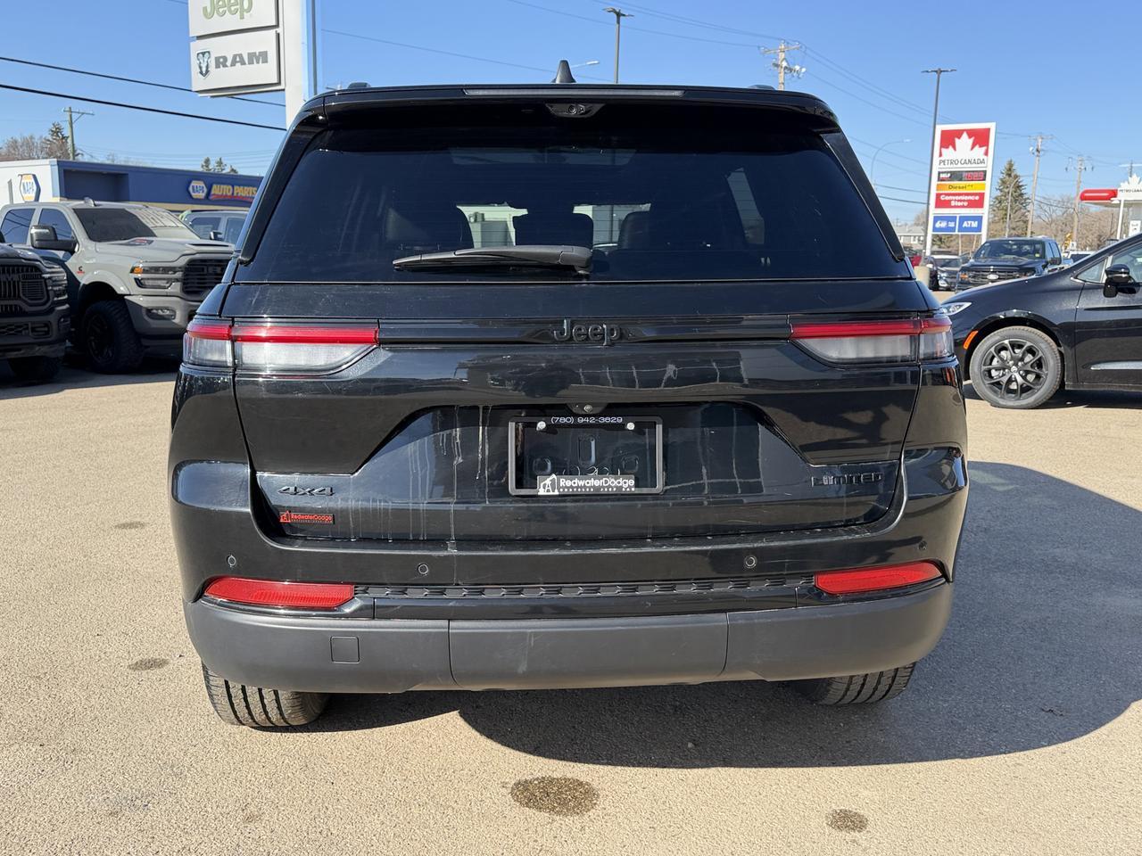 2024 Jeep Grand Cherokee Limited 4WD | V6 | NAV | Leather | Heated Seats | Power Liftgate | 20IN Gloss Black Wheels Redwater AB